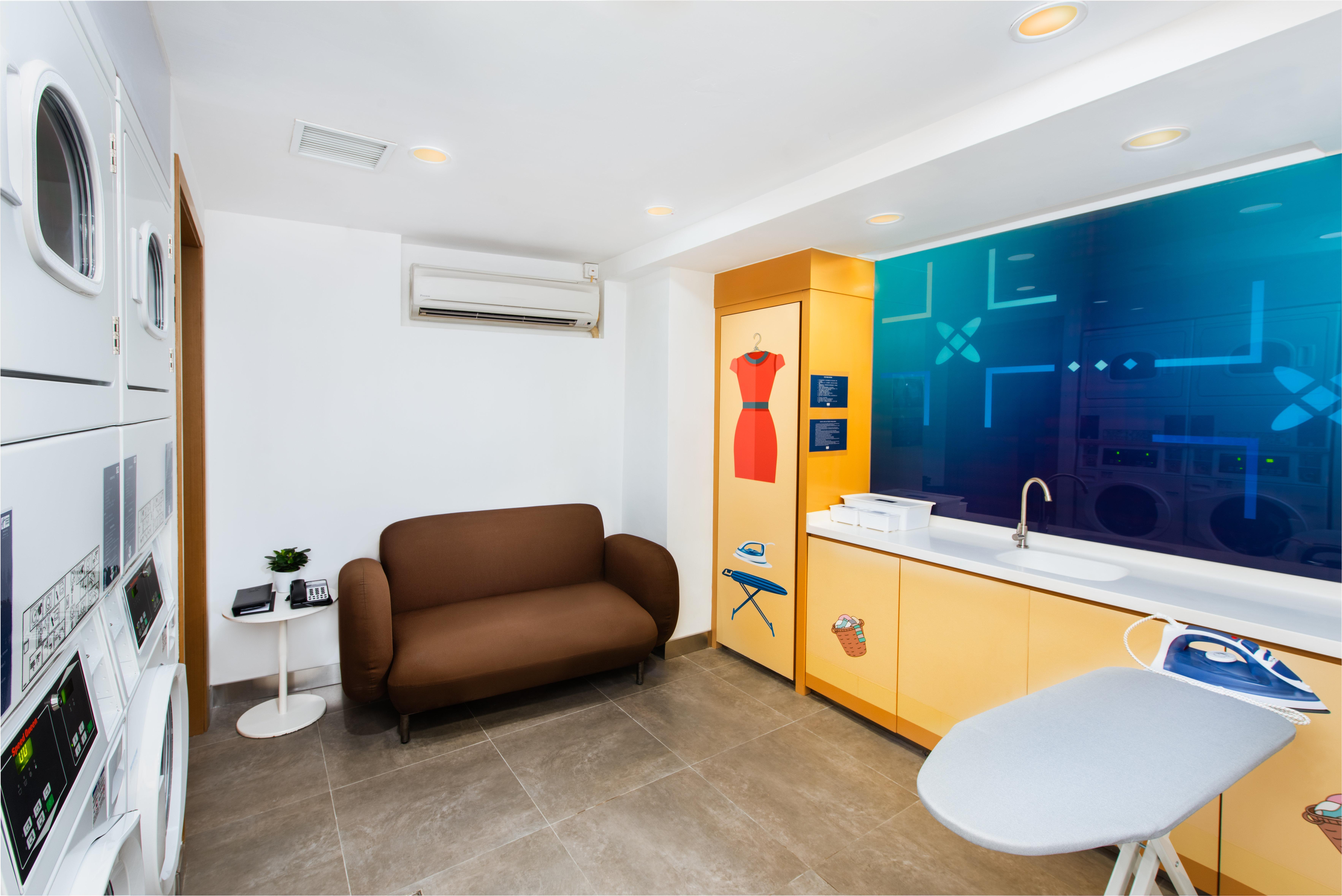 Holiday Inn Express Macau City Centre By Ihg Bagian luar foto