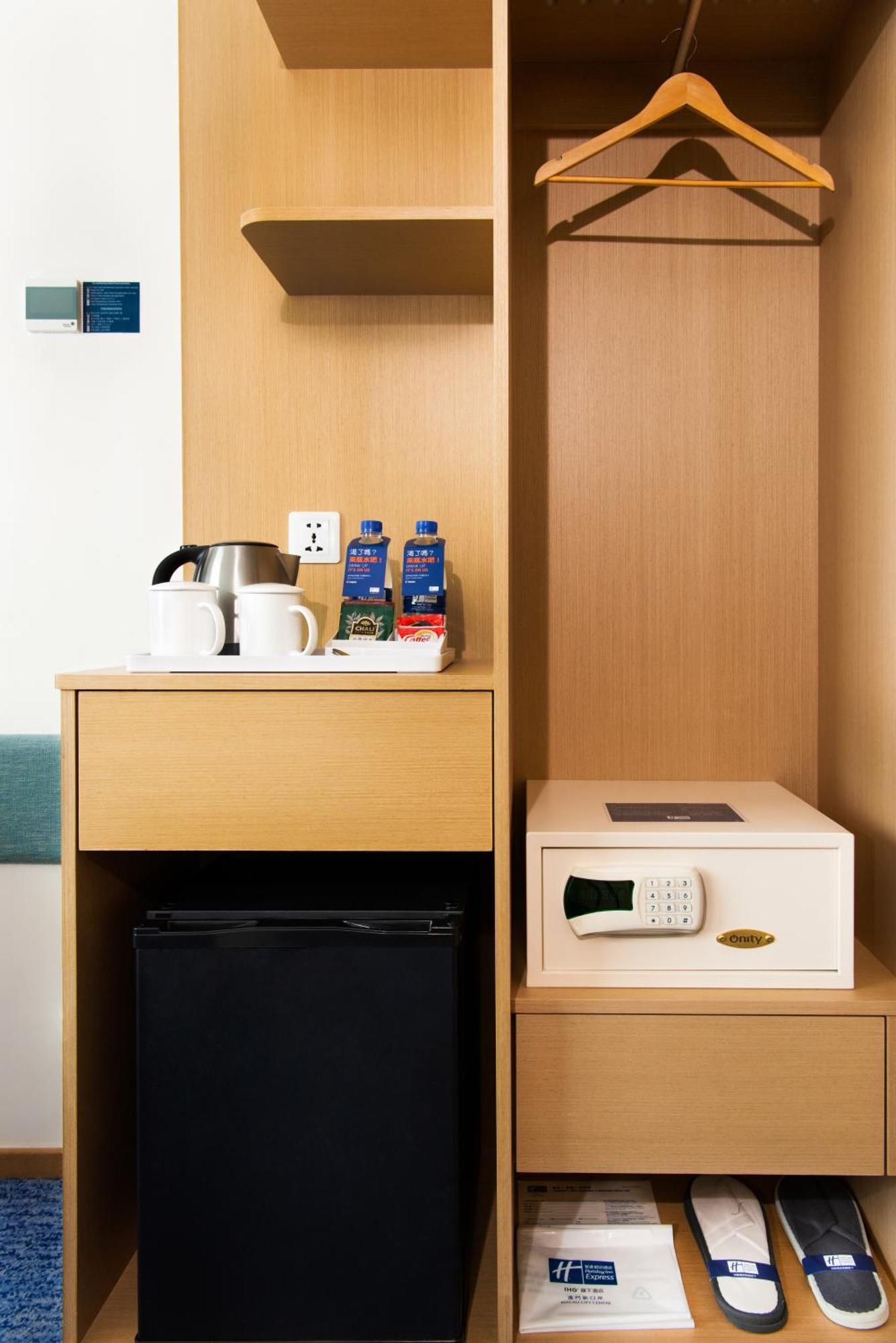 Holiday Inn Express Macau City Centre By Ihg Bagian luar foto