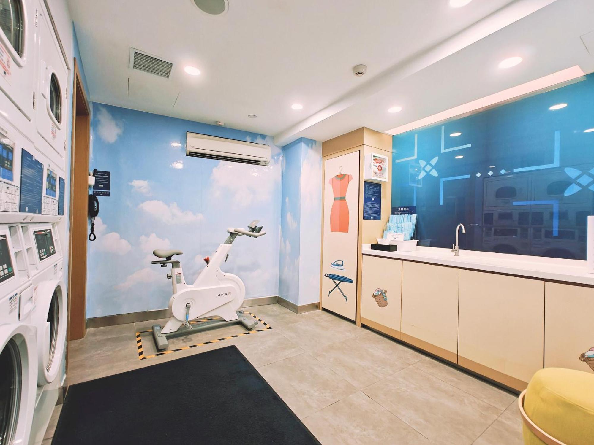 Holiday Inn Express Macau City Centre By Ihg Bagian luar foto